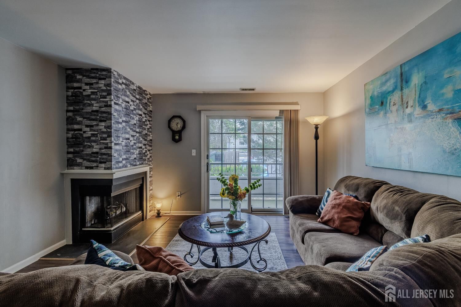 Property Photo:  2101 Candlelight Court  NJ 08828 