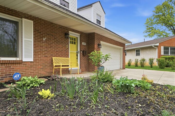 Property Photo:  1349 Redwood Court  OH 43229 
