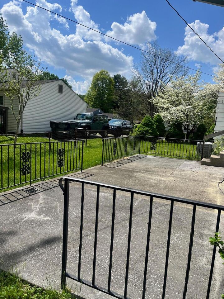 Property Photo:  5203 Quincy Drive  OH 43232 