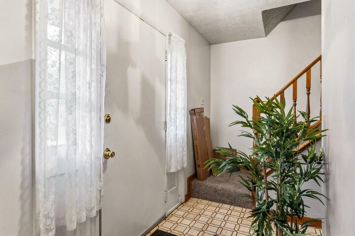 Property Photo:  5203 Quincy Drive  OH 43232 
