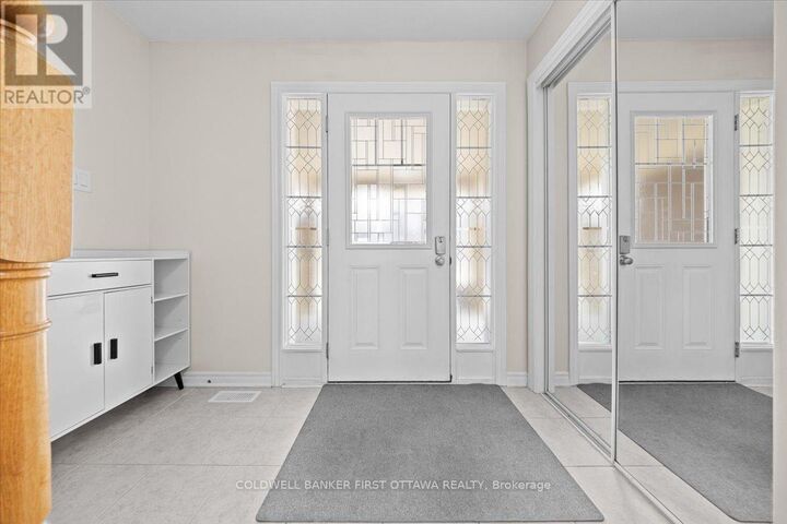 Property Photo:  355 Sweetclover Way  ON K4A 1E6 