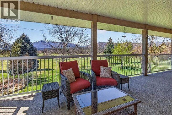Property Photo: 4882 Glen Eagle Drive BC V0B 1L1