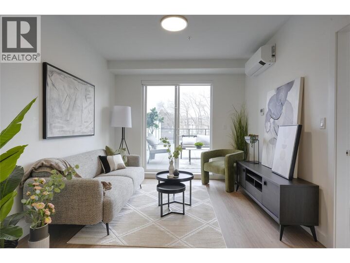 Property Photo: 1380 Pridham Avenue 214 BC V1Y 6B5
