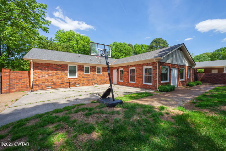 Property Photo:  3110 Redwood Street  TN 38343 