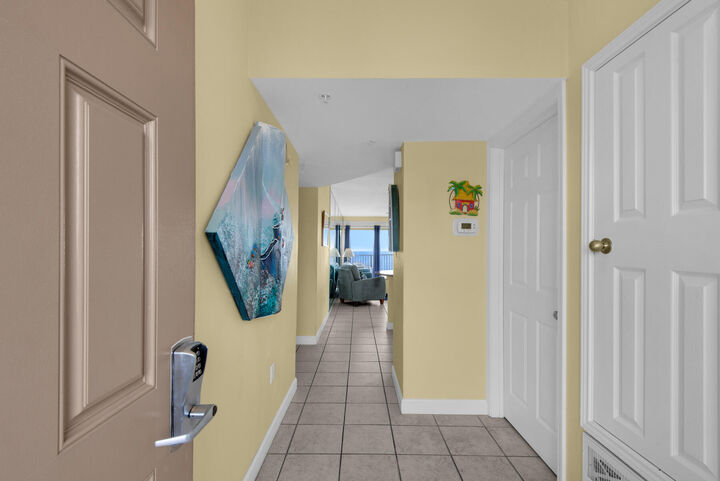 Property Photo:  780 Sundial Court Unit 5007  FL 32548 