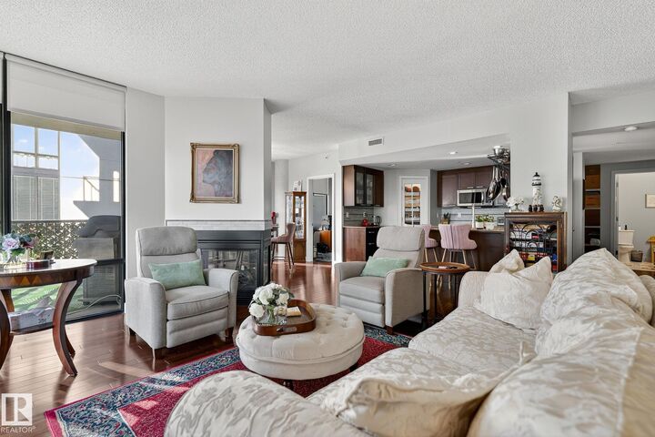 Property Photo:  10028 119 Street NW 401  AB T5K 1Y8 