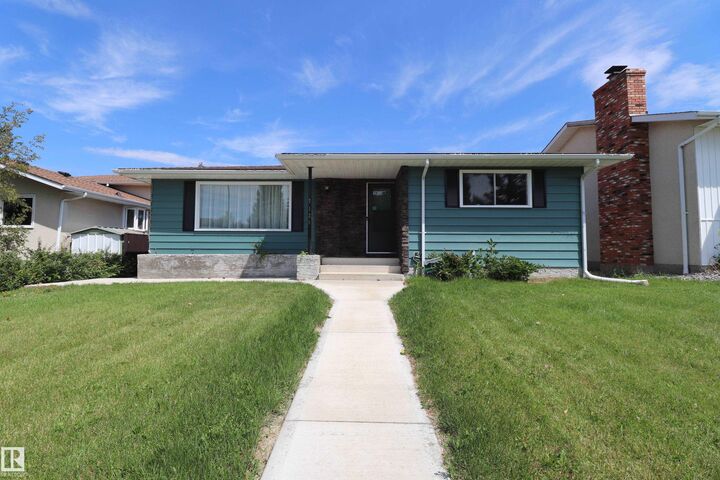 7120 39 Avenue NW — photo 1