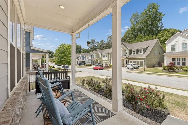 Property Photo:  561 Avondale Hills Drive  GA 30032 