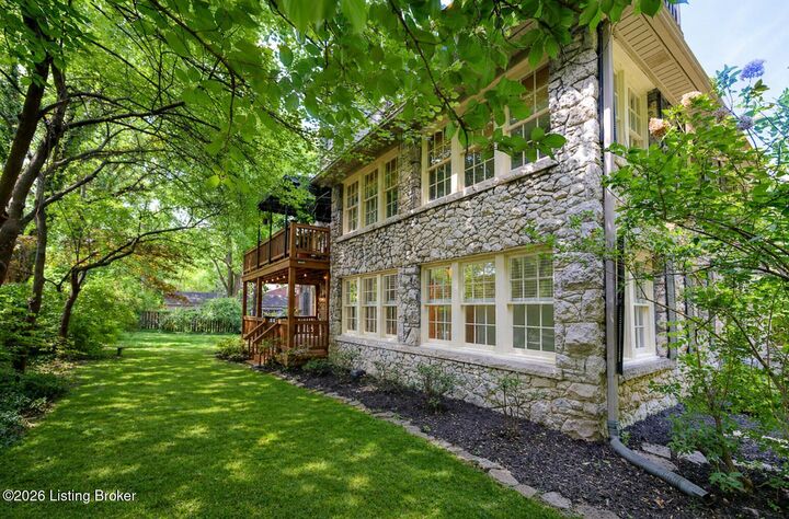 Property Photo:  1638 Cowling Ave 1  KY 40205 