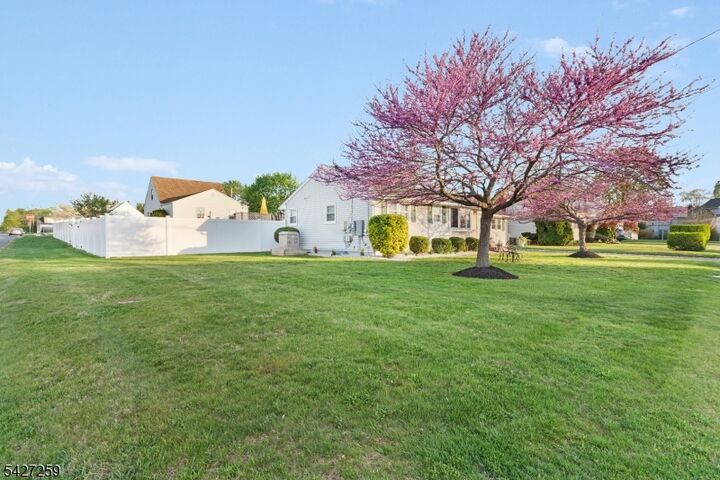 Property Photo:  909 Newark Ave  NJ 08835 