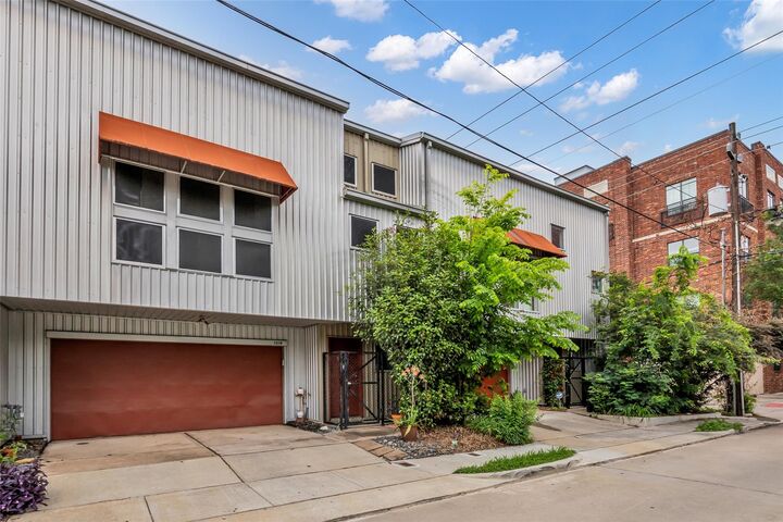 Property Photo:  1319 Arthur Street  TX 77019 