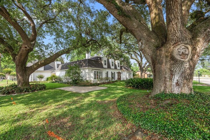 Property Photo:  3722 6th Street  TX 77423 