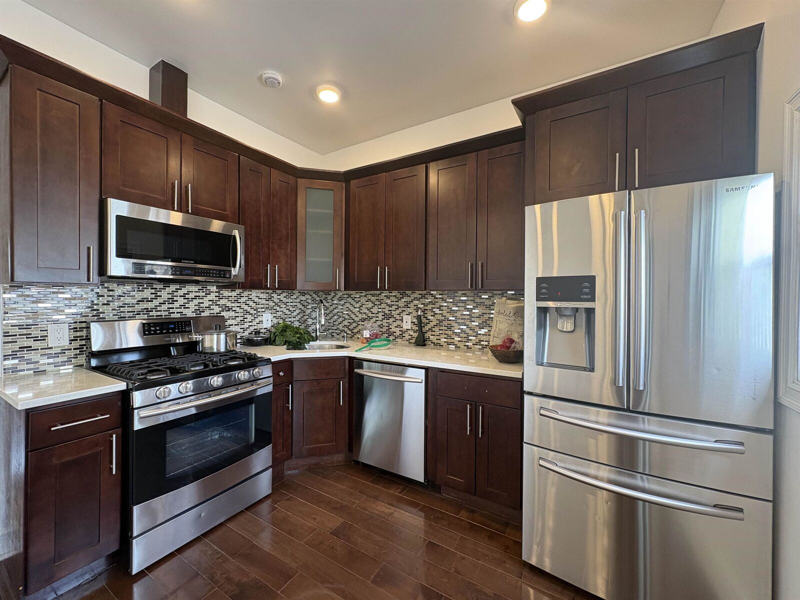 Property Photo:  232 Bowers St 1  NJ 07307 