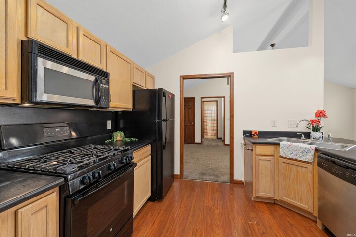 Property Photo:  7929 Crosshill Court  IN 46825-3191 