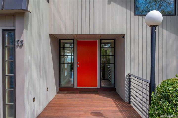 Property Photo:  33 Tweed Boulevard  NY 10960 