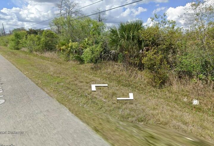 Property Photo:  2630 NE 37th Avenue  FL 34120 