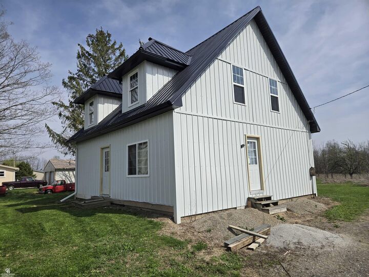 Property Photo:  16433 Dudley Road  MI 48416 