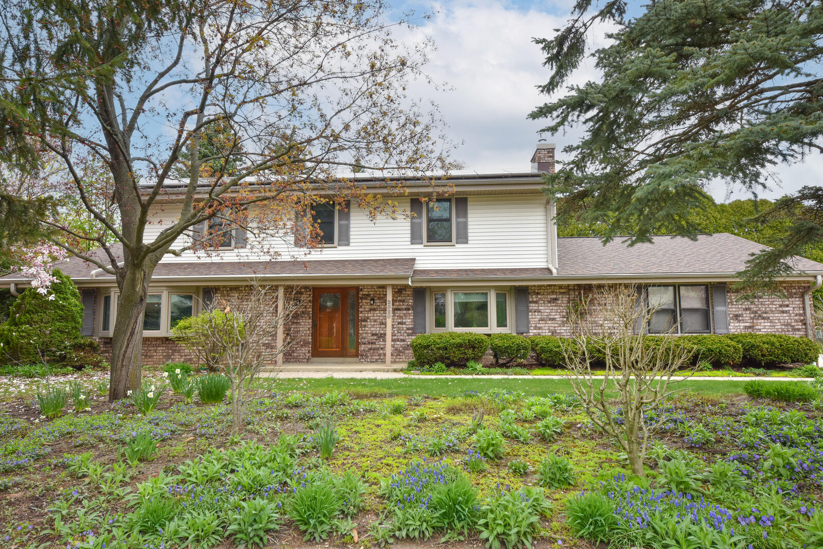 Property Photo:  2520 W Margaretta Ct  WI 53209 
