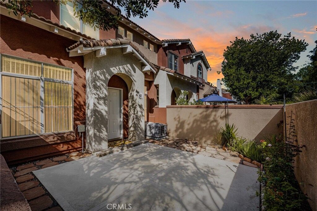 Property Photo:  82 Santa Barbara Court  CA 92610 