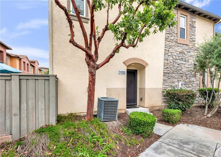 Property Photo:  31035 Strawberry Tree  CA 92592 