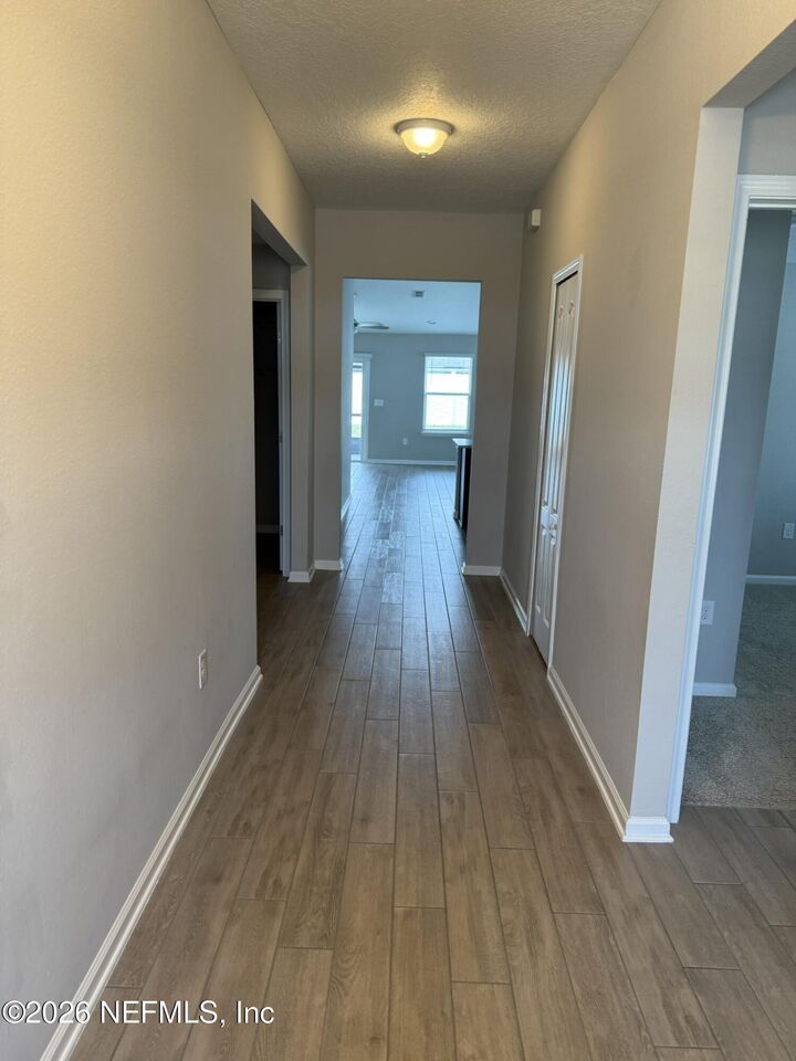 Property Photo:  7713 Island Fox Road  FL 32222 