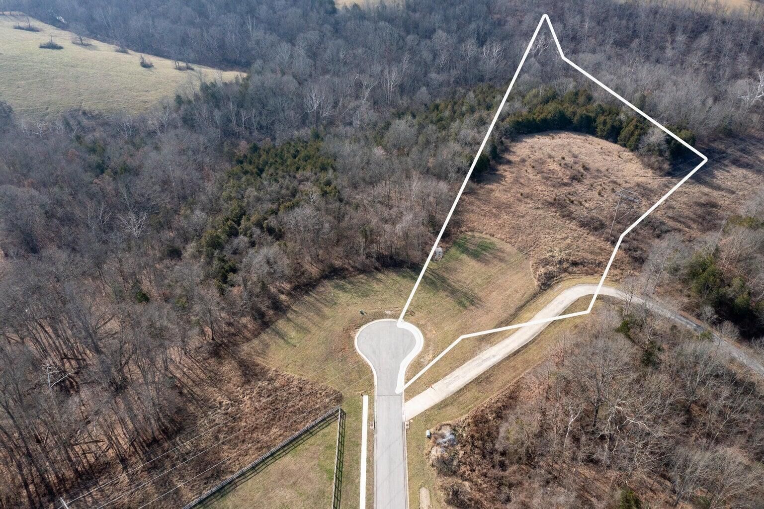 Property Photo:  605 Claiborne Drive  KY 41035 