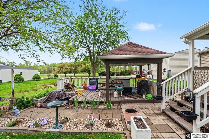 Property Photo:  12803 Aurora Plaza  NE 68164 