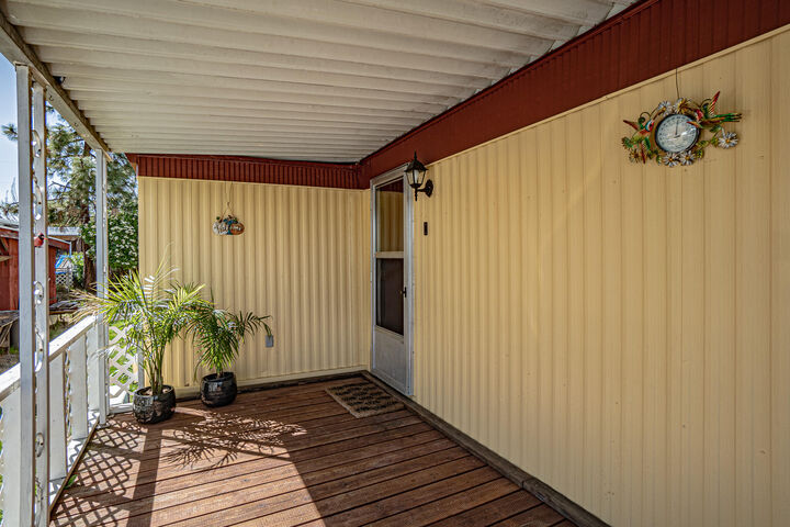 Property Photo: 421 Stevens Road Unit 26 OR 97524