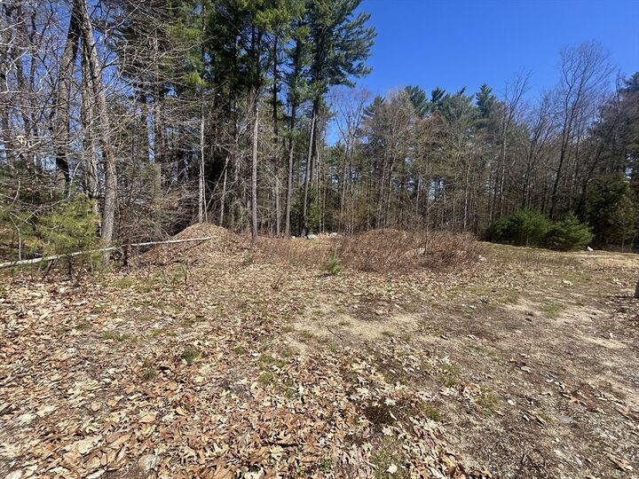 Property Photo:  53 W Meadow  MA 01469 