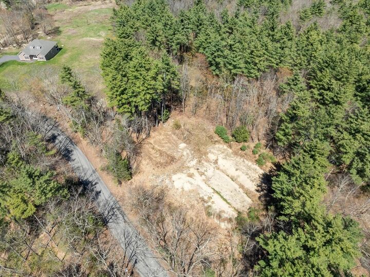 Property Photo:  53 W Meadow  MA 01469 