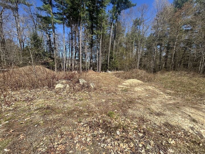 Property Photo:  53 W Meadow  MA 01469 
