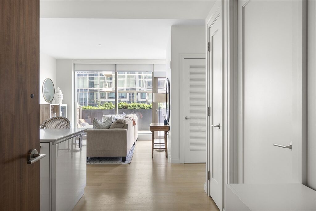 Property Photo:  133 Seaport Blvd 520  MA 02210 