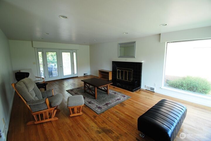 Property Photo:  3815  43rd Avenue S  WA 98118 