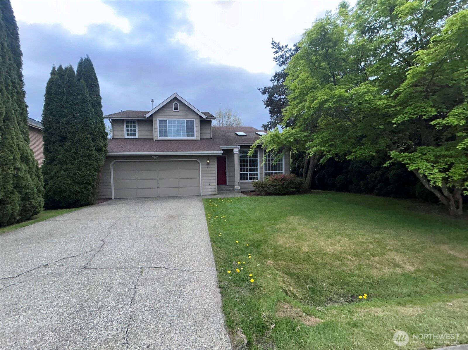Property Photo:  767  Oakhurst Drive  WA 98047 