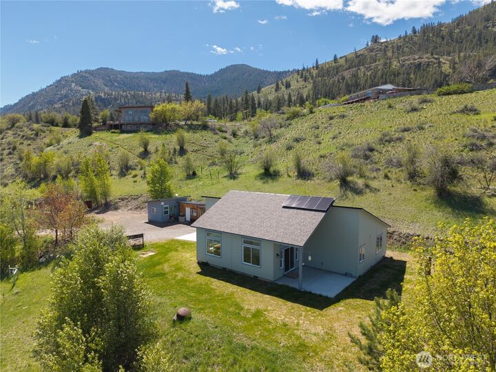 Property Photo:  957 #D  Twisp-Carlton Road  WA 98856 