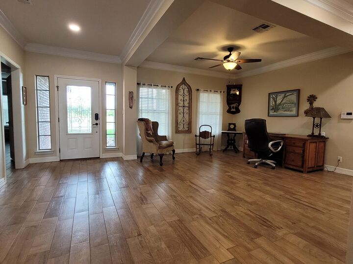 Property Photo:  1722 Hudson Oaks Drive  TX 76904 