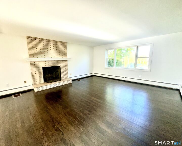 Property Photo:  25 Pleasant View Drive  CT 06457 