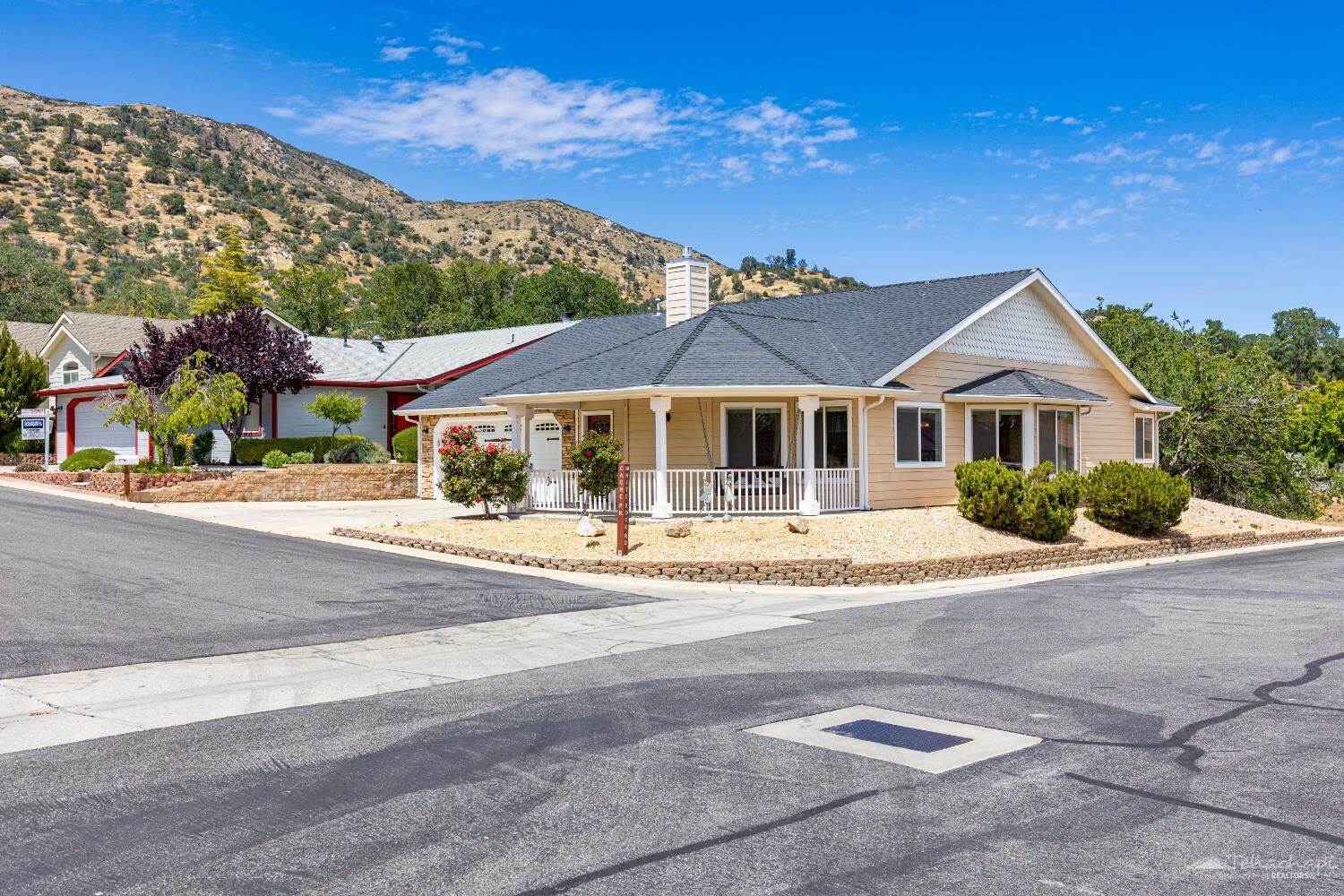 Property Photo:  21276 White Pine #60 Drive 60  CA 93561 