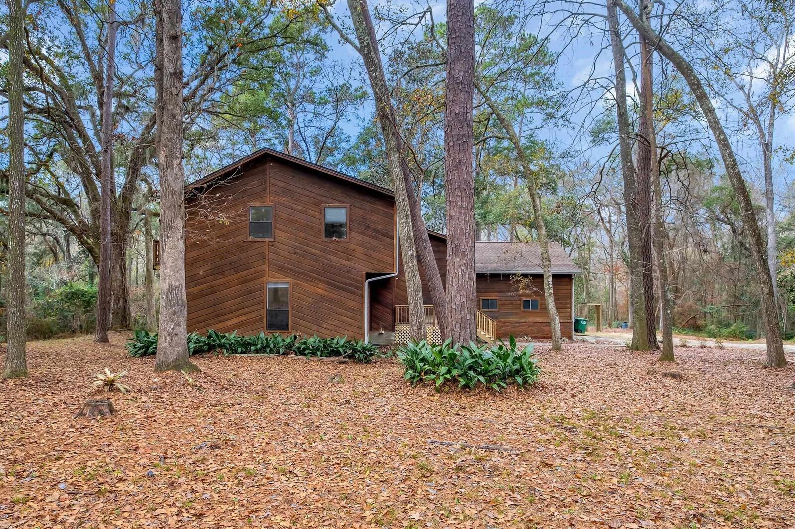 Property Photo:  2020 Cynthia Drive  FL 32303 