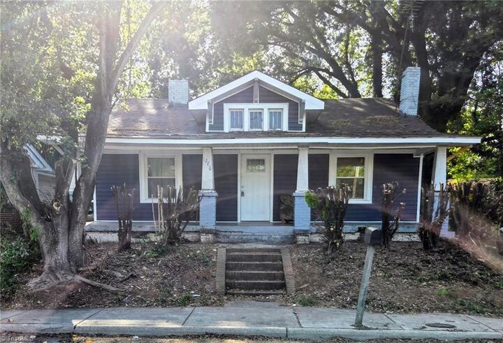 Property Photo: 1206 Brentwood Street NC 27260