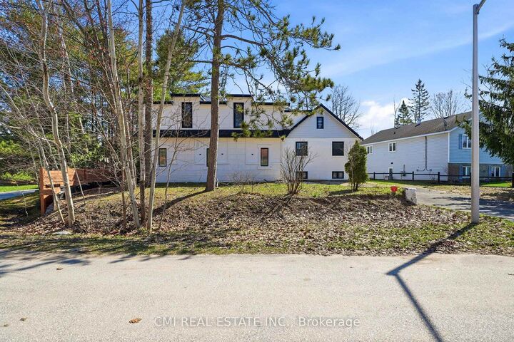 42 Fatima Court — photo 1
