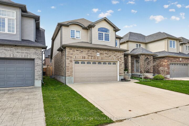 Property Photo:  464 Champlain Avenue  ON N4V 0A7 