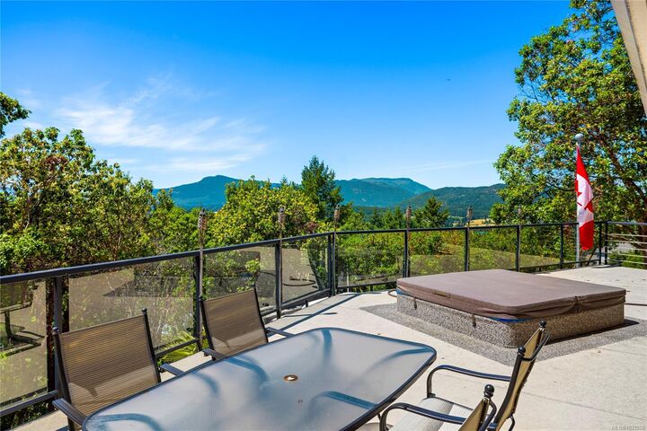 Property Photo:  1158 Kathleen Dr  BC V9L 5S4 