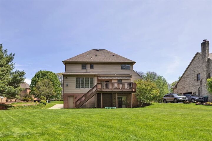 Property Photo:  215 Gate Dancer Dr  PA 16066 