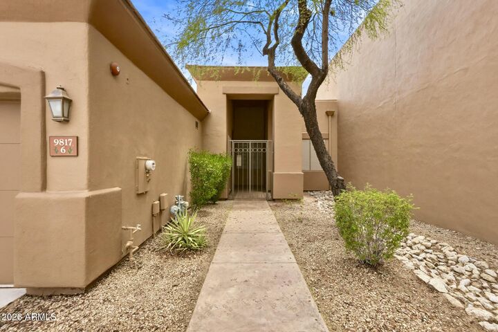 Property Photo: 9817 N Azure Court 6 AZ 85268