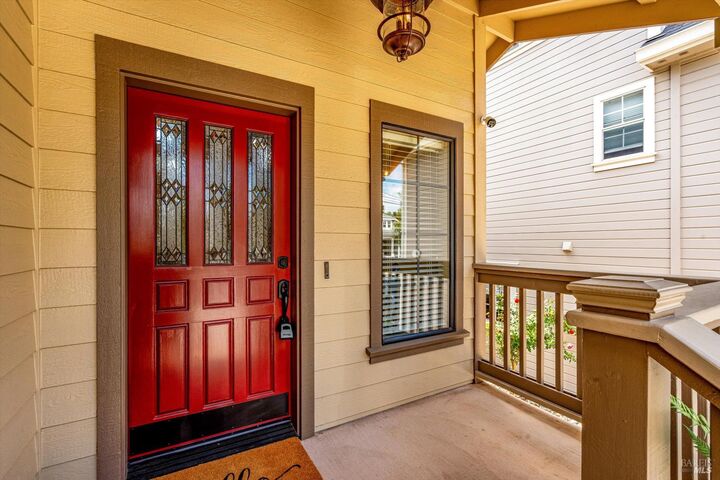Property Photo: 814 W I Street CA 94510