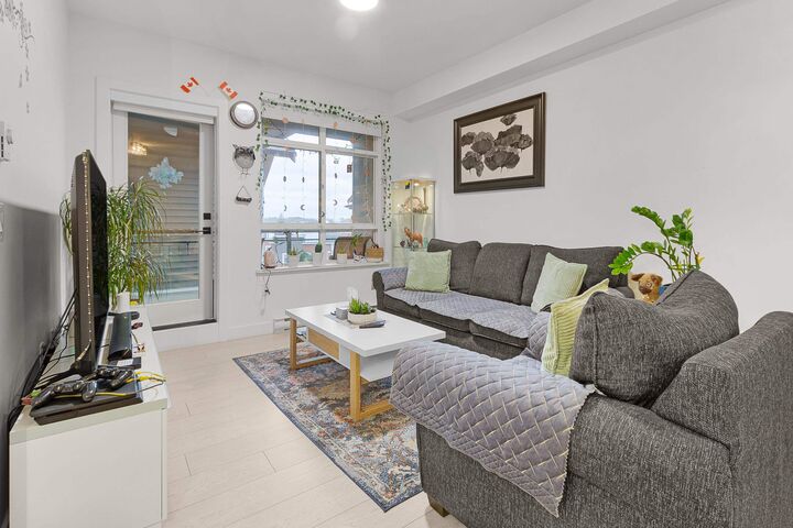Property Photo: 19945 Brydon Crescent 408 BC V3A 4A6