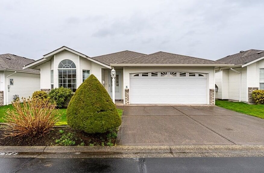 Property Photo: 9102 Hazel Street 8 BC V2P 5N4
