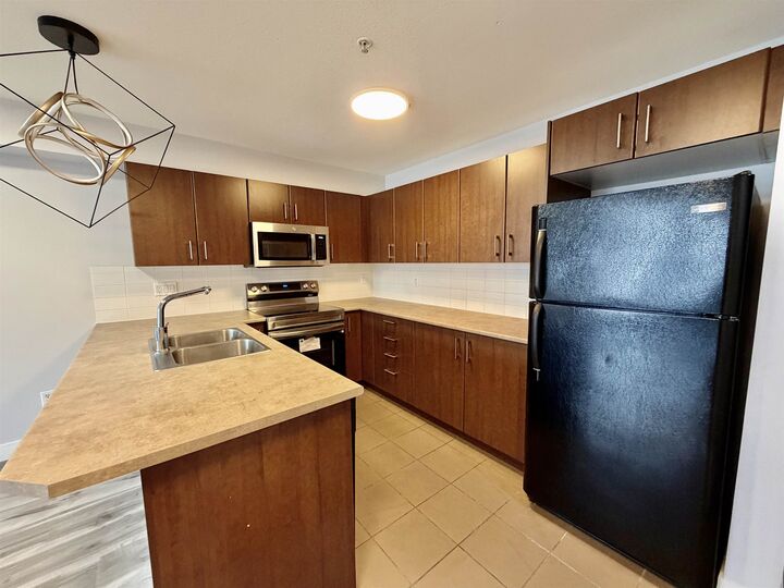 Property Photo: 45555 Yale Road 214 BC V2P 0A9