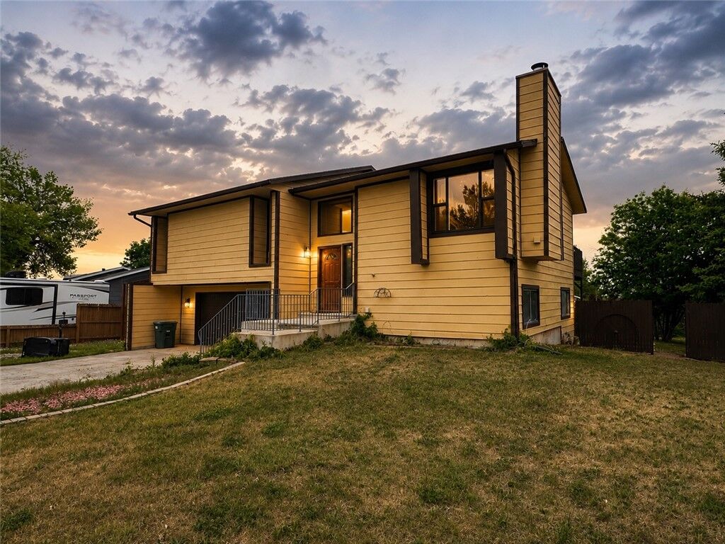 Property Photo:  1301 Paul Revere Street  MT 59105 